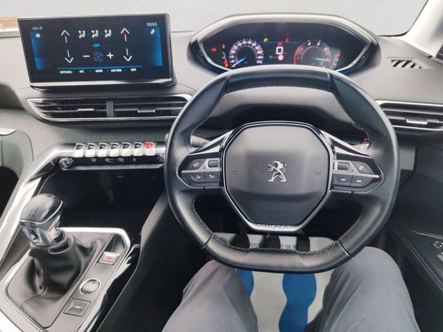 Image for 2022 Peugeot 3008 