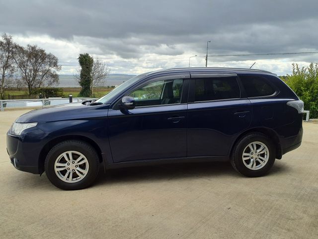 Image for 2015 Mitsubishi Outlander 2WD 6MT 5STR 4DR