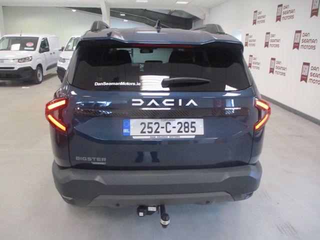 Image for 2025 Dacia Bigster Journey HEV 155 5DR AU
