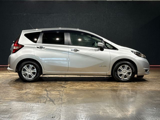 Image for 2019 Nissan Note 1.2 HYBRID - HEATING / AC CONTROLS - ELECTRIC WINDOWS