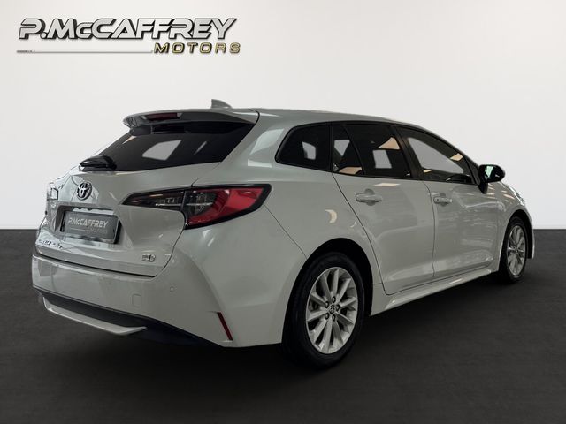 Image for 2022 Toyota Corolla 1.8 Hybrid Luna