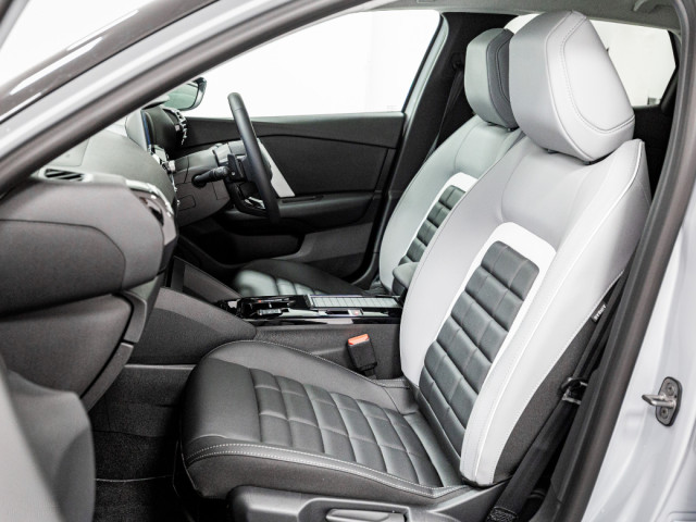 Image for 2026 Citroen C4 MAX Hybrid Auto 145HP