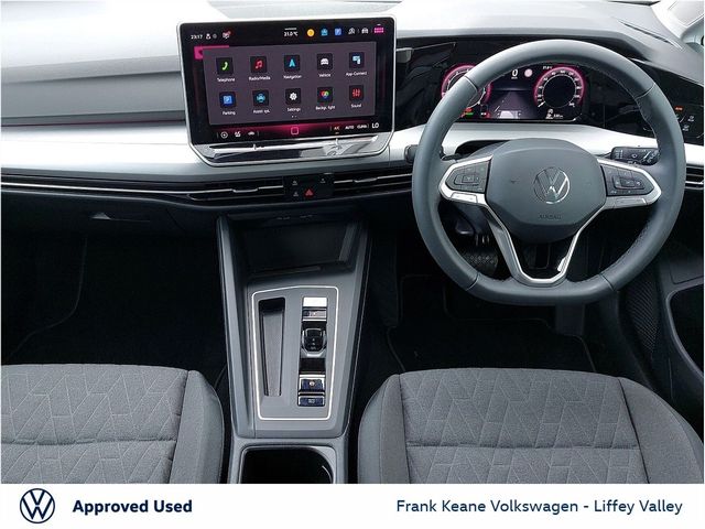 Image for 2024 Volkswagen Golf LAUNCH EDITION AUTO 1.5TSI 115BHP *REAR VIEW CAMERA* *PRIVACY GLASS* *PCP AVAILABLE*