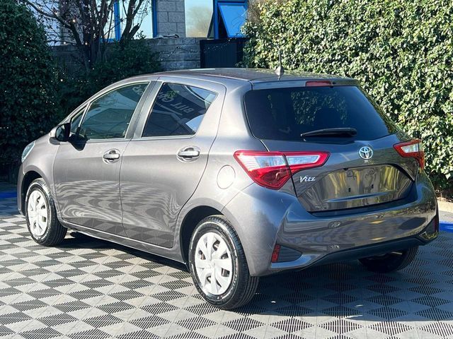 Image for 2018 Toyota Yaris 1.0 // FULL SERVICE HISTORY // AIR CONDITIONING // MULTIMEDIA DISPLAY