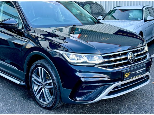 Image for 2022 Volkswagen Tiguan Allspace ++LEATHER / AUTO / 7-SEAT PANORAMIC ROOF++