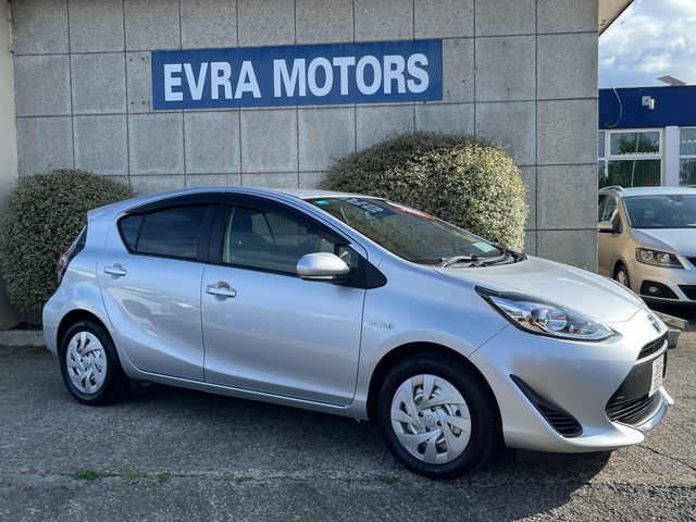 Image for 2020 Toyota Aqua AUTOMATIC HYBRID 1.5 PETROL //KEYLESS ENTRY PUSH BUTTON START//REVERSE CAMERA//