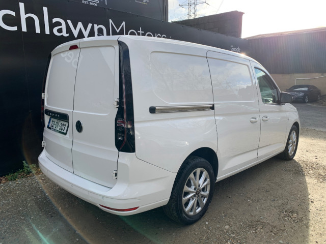 Image for 2022 Volkswagen Caddy 2.0 TDI 102 BHP CARGO+ ED LWB // PRICE EXCL. VAT // GREAT CONDITION // ONE OWNER // DOCUMENTED SERVICE HISTORY // CRUISE, AIR CON AND PARKING SENSORS // 