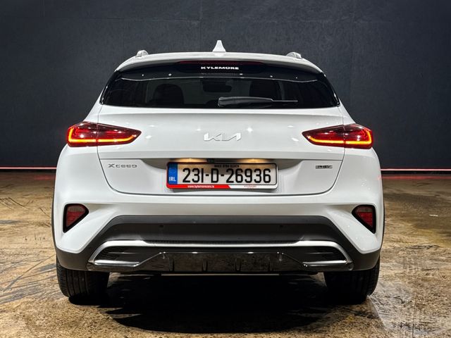 Image for 2023 Kia XCeed AUTOMATIC 1.6L PLUG-IN HYBRID - REVERSE CAMERA - DIAMOND CUT ALLOYS - HALF LEATHER SEATS 