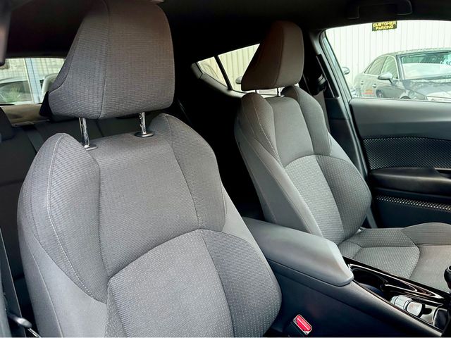 Image for 2018 Toyota C-HR 1.2T LUNA SPORT 4DR