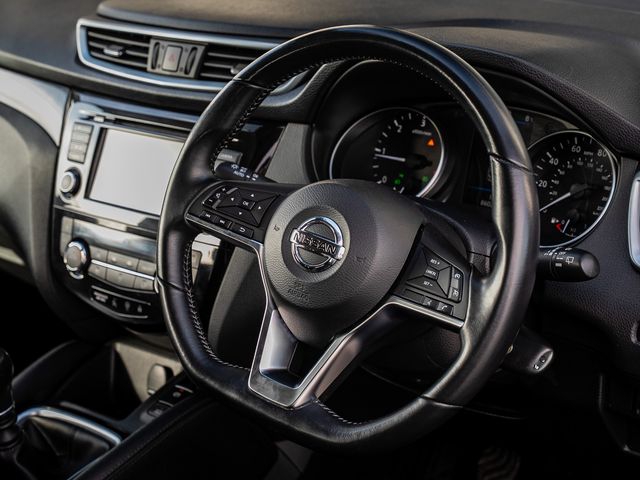 Image for 2020 Nissan Qashqai Acenta Premuim 115PS 5DR