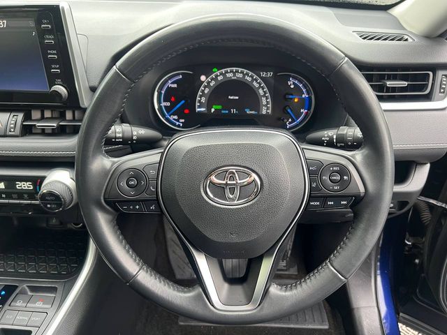 Image for 2022 Toyota Rav4 LUNA 2.5 HYBRID // PARKING SENSORS // DIGITAL CLUSTER // DUAL ZONE CLIMATE CONTROL