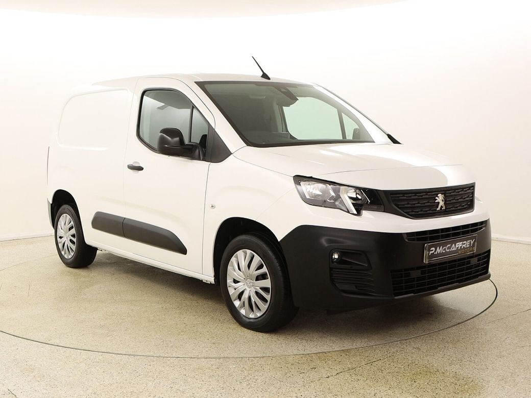 Image for 2022 Peugeot Partner 
