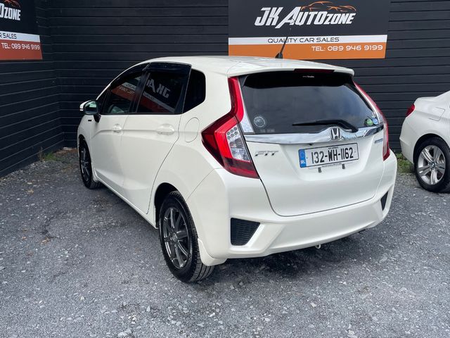 Image for 2013 Honda Fit 1.5 HYBRID AUTO