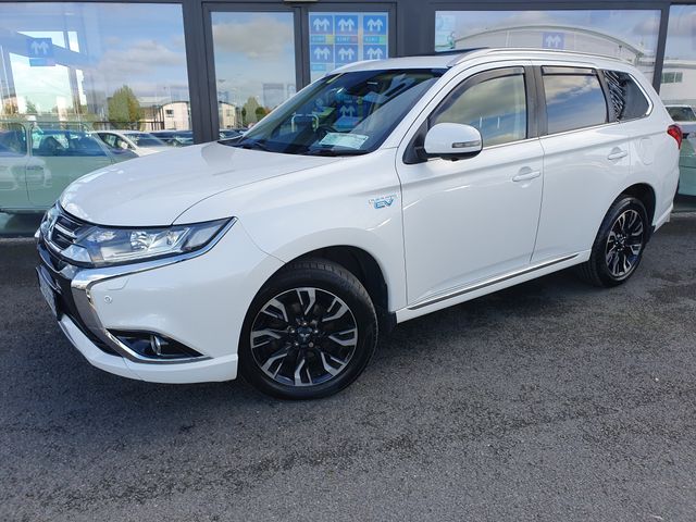 Image for 2016 Mitsubishi Outlander 2.0 PHEV *SUNROOF* FULL LEATHER