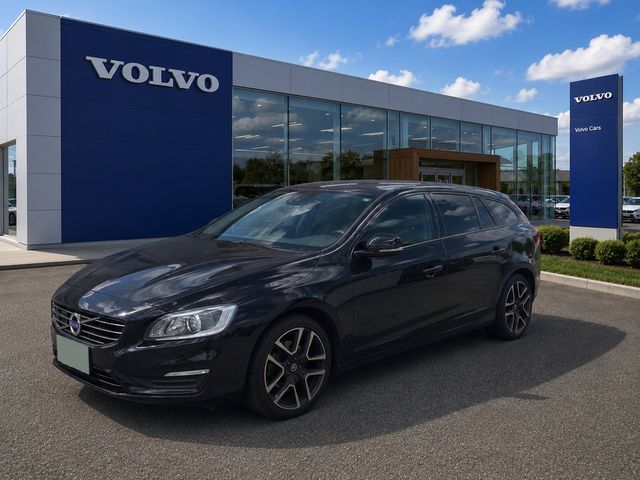 Image for 2017 Volvo V60 2.0 D4 DYNAMIC EDITION 190BHP AUTOMATIC **TOP SPEC / ADAPTIVE CRUISE CONTROL / BLIND SPOT ASSIST / BLACK LEATHER / ELECTRIC & MEMORY FRONT SEATS / HEATED SEATS / REVERSE CAMERA / XENON HEADLIGHTS**