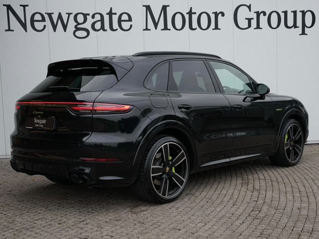 Image for 2023 Porsche Cayenne E-hybrid 4DR Auto