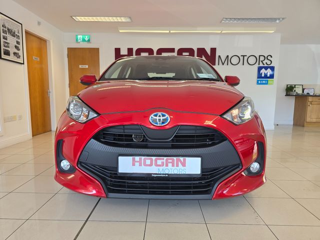 Image for 2022 Toyota Yaris Hybrid Luna Automatic