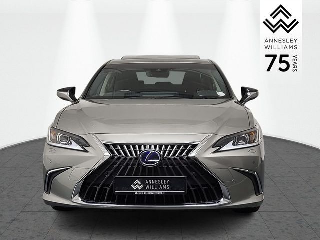 Image for 2022 Lexus ES 300h ES300H Dynamic