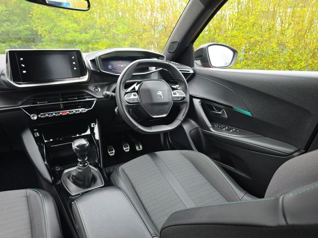 Image for 2023 Peugeot 2008 ALLURE 1.2 Puretech 100HP MANUAL
