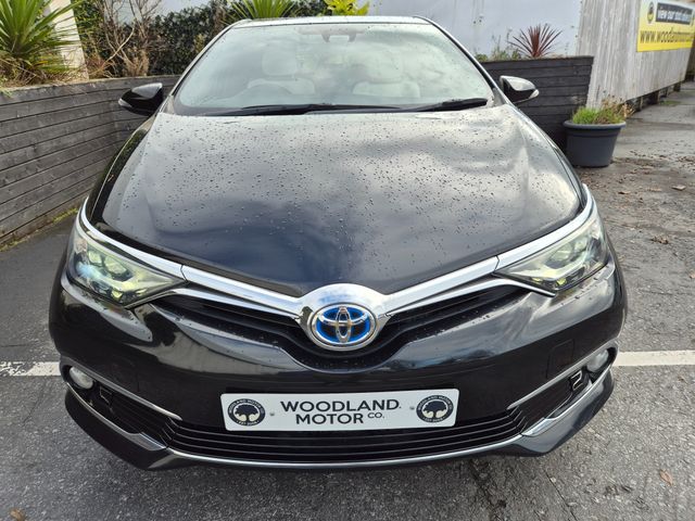 Image for 2016 Toyota Auris 1.8 HYBRID / SOL G-PACK / TOP SPEC / TAX €180 