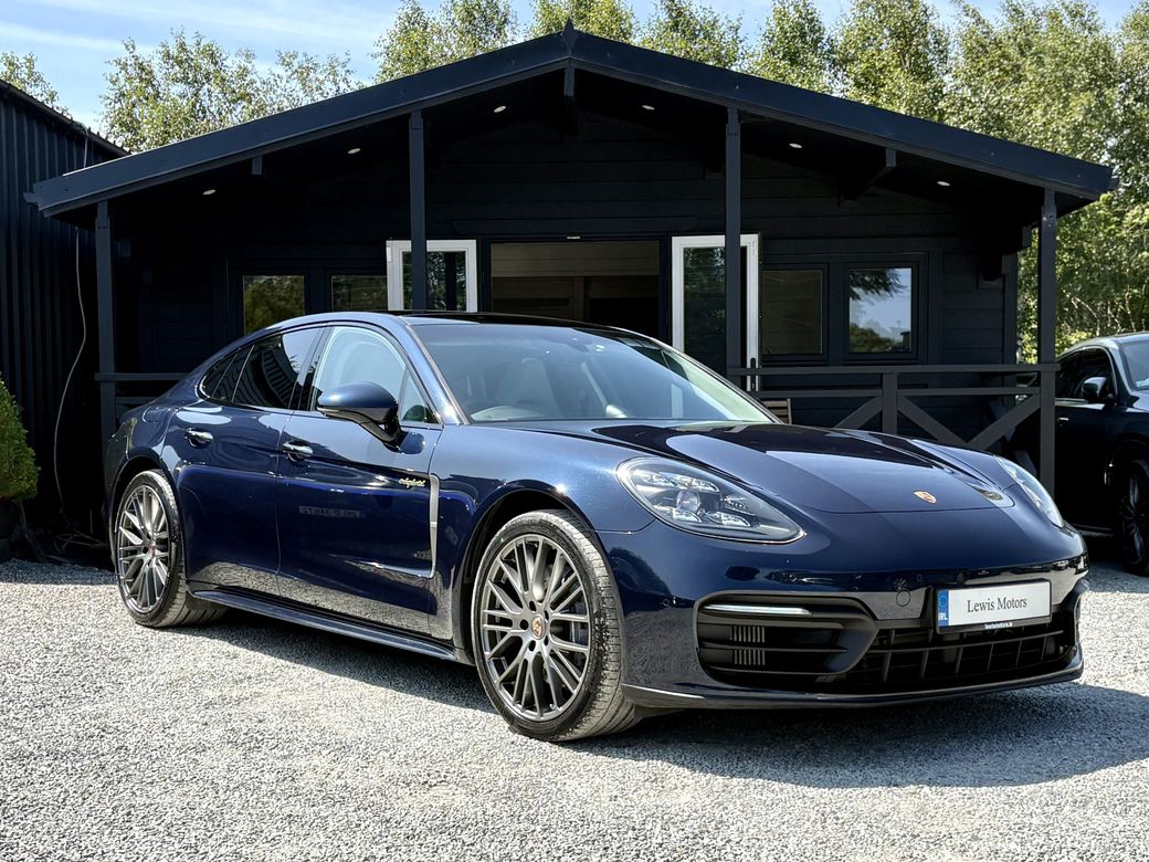 Image for 2022 Porsche Panamera 4 E-HYBRID PLATINUM EDITION HUGE SPEC, BOSE SOUND SYSTEM, CRAYON INTERIOR, AMBIENT LIGHTING, TILT AND SLIDE PAN ROOF, SPORT CHRONO, AIR SUSPENSION