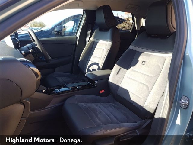 Image for 2024 Citroen C4 FLAIR Pack BlueHDi AUTO - ** LOW KMS **