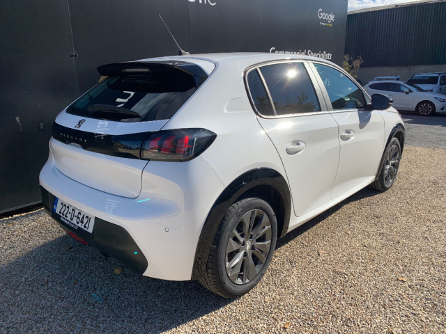 Image for 2022 Peugeot 208 ELECTRIC ACTIVE 50 KWH 136 BHP COMMERCIAL AUTO // 07/27 CVRT // ONE OWNER // STUNNING CONDITION // 