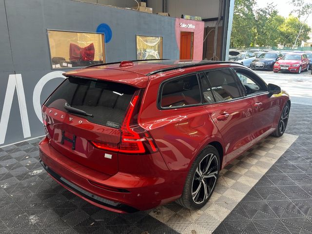 Image for 2023 Volvo V60 2023 VOLVO V60 T6 PLUG-IN 2.0 AUTOMATIC / CRUISE CONTROL / PARKING CAMERA / ELECTRIC MEMORY & HEATED SEATS / PANORAMIC SUNROOF / HEATED STEERING WHEEL / APPLE CARPLAY AND MORE
