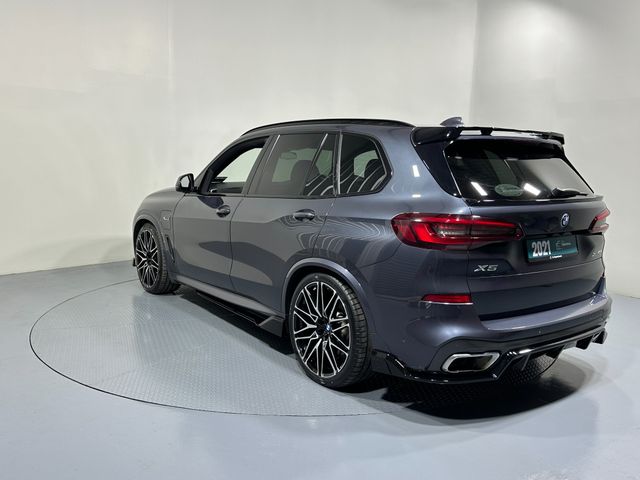 Image for 2022 BMW X5 45E M Sport M Performance 