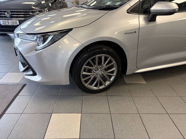 Image for 2019 Toyota Corolla Hybrid SOL ESTATE