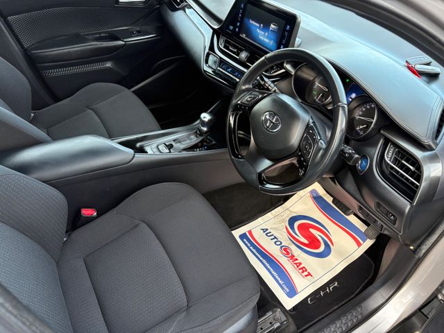 Image for 2018 Toyota C-HR Petrol Hybrid Luna Auto