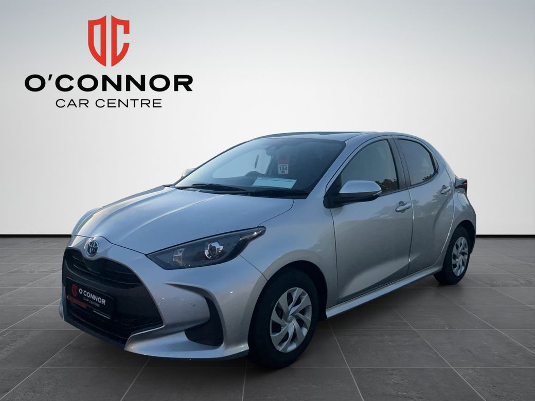 Image for 2021 Toyota Yaris Smart in silver, brilliant on fuel and Toyota reliable — this Yaris makes every journey a little easier.