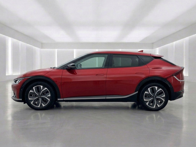 Image for 2022 Kia EV6 AIR / 77 KWH / 96.4% SOH / LEATHER / PARK CAMERA / APPLE / ONE OWNER /*FINANCE AVAILABLE*