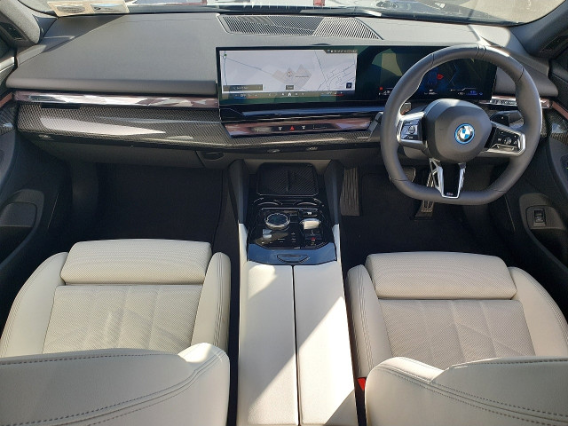 Image for 2025 BMW 5 Series M Sport Pro S5MG 4DR Auto