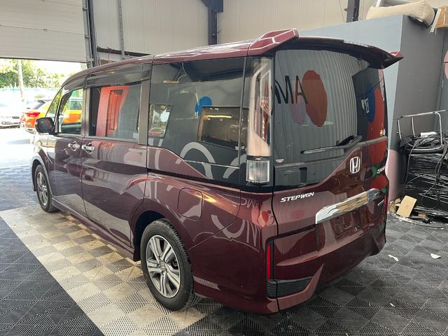 Image for 2019 Honda Stepwagon 2019 HONDA STEPWAGONN SPADA HYBRID G 2.0 AUTOMATIC / CRUISE CONTROL / PARKING CAMERA / ELECTRIC & AUTOMATIC DOORS / 7 SETS OPTION AND MORE