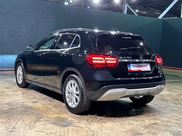 Image for 2017 Mercedes-Benz GLA Class 1.6 AUTOMATIC - ALLOY WHEELS - ELECTRIC TAILGATE - MULTI FUNCTION STEERING WHEEL - CRUISE CONTROL - HEATED SEATS - REVERSE CAMERA