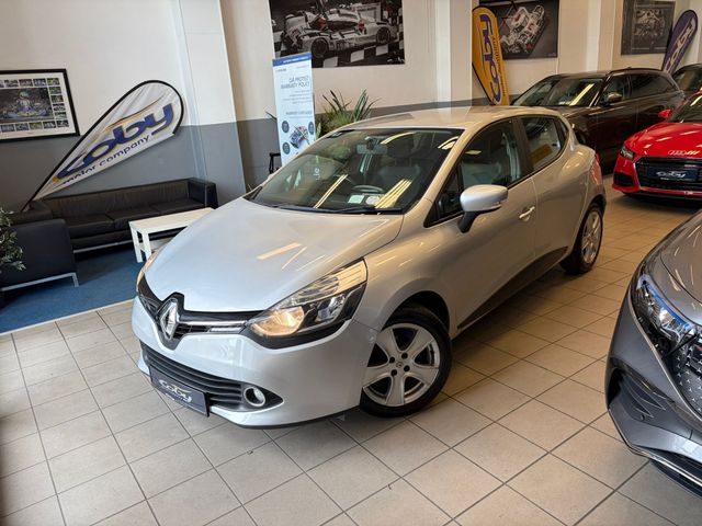 Image for 2015 Renault Clio IV DYNAMIQUE 1.2 PET 7 4DR PETROL MANUAL. Irish Owned Car With NCT & Tax, Reverse Camera, Hands Free, 2 Keys, Air Conditioning, Service History, Folding Rear Seats, Alloy Wheels, and more.