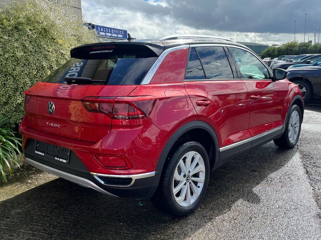 Image for 2025 Volkswagen T-Roc STYLE AUTOMATIC 1.5 PETROL //VERY LOW MILES//HALF LEATHER SEATS//REVERSE CAMERA//KEYLESS ENTRY//ADAPTIVE CRUISE CONTROL//