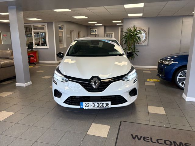 Image for 2023 Renault Clio Equilibre TCE 90 MY22.5 5DR