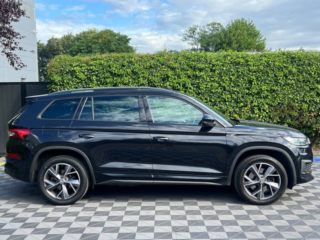 Image for 2021 Skoda Kodiaq SPORTLINE 2.0 TDI AUTO 7-SEATER // OPENING PAN ROOF // SPORTLINE HEATED SEATS // REVERSE CAMERA