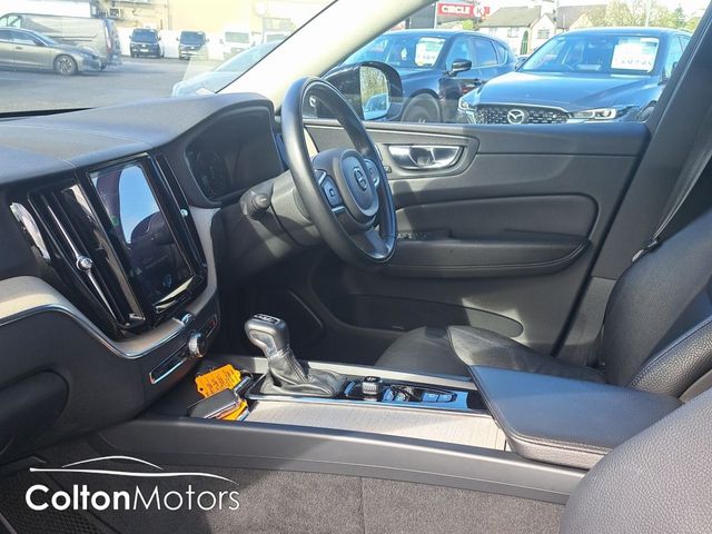 Image for 2020 Volvo XC60 Momentum AUTO D4 AWD
