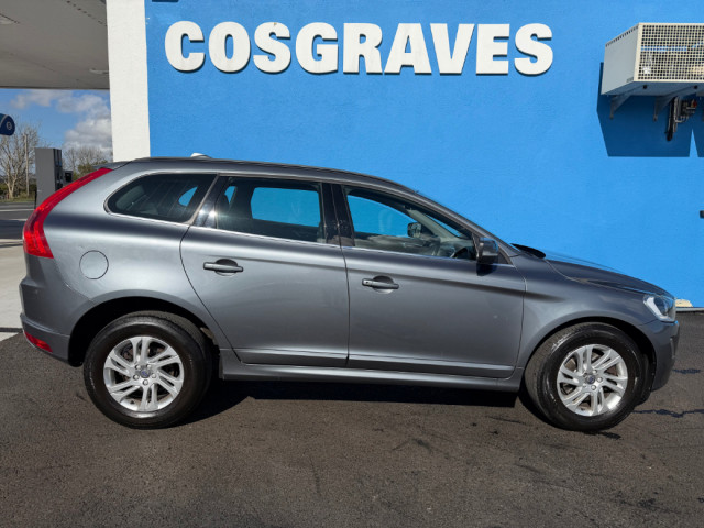 Image for 2017 Volvo XC60 AUTOMATIC. 2.0 D4 SE NAV 190BHP * FULL LEATHER / HEATED SEATS * 