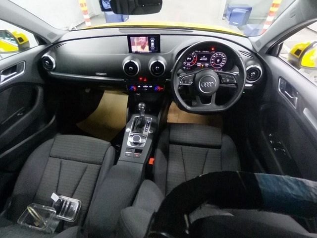 Image for 2018 Audi A3 1.4TFSI SPORT ASSISTANCE - FACTORY ALLOYS - FLAT BOTTOM STEERING WHEEL - PADDLE SHIFT - CRUISE CONTROL