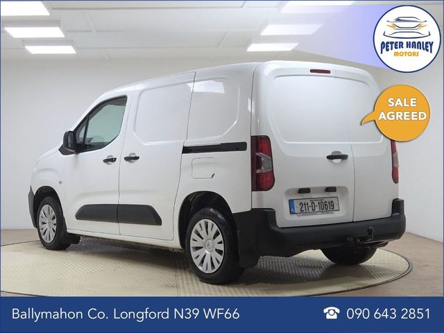 Image for 2021 Citroen Berlingo TOUCH BlueHDi 100 S&S MWB 5 seats