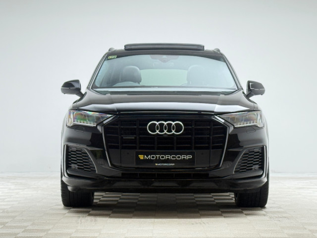 Image for 2021 Audi Q7 55 TFSI BLACK EDITION QUATTRO *N1 CREWCAB*