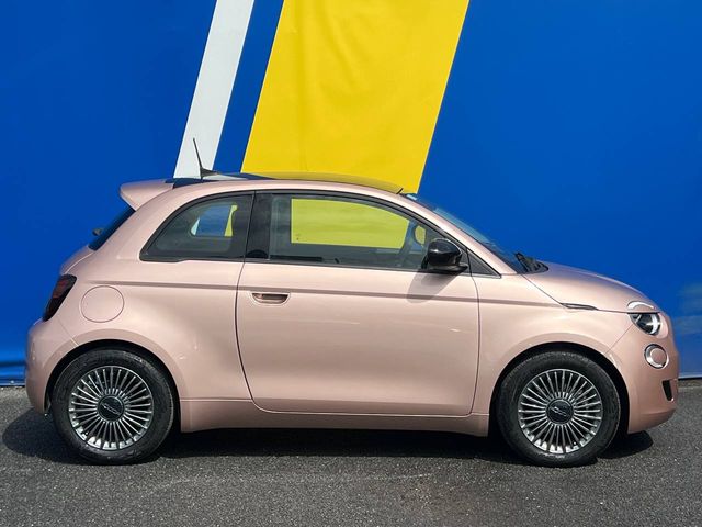 Image for 2022 Fiat 500 ICON 42KWH // PARKING SENSORS // TAXED UNTIL 05/26 // DIGITAL CLUSTER