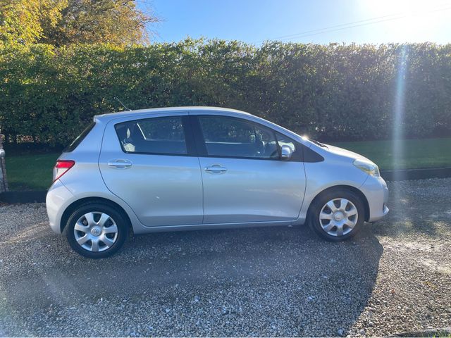 Image for 2014 Toyota Yaris 1.3 LITRE LUNA AUTO 5 DOOR HATCH