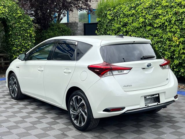 Image for 2017 Toyota Auris 1.8 HYBRID AUTO // DIAMOND CUT ALLOYS // LANE ASSIST // REVERSE CAMERA