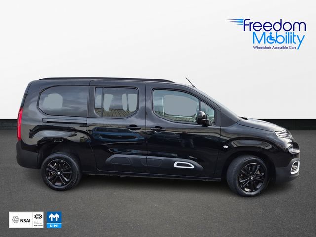 Image for 2023 Citroen Berlingo Wheelchair Access Taxi spec