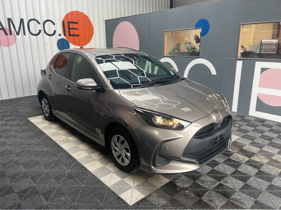 Image for 2021 Toyota Yaris ONLY €16950! YARIS AUTOMATIC 1.0 PETROL / 55K KMS / AUTPMATIC / REVERSE CAMERA & MORE